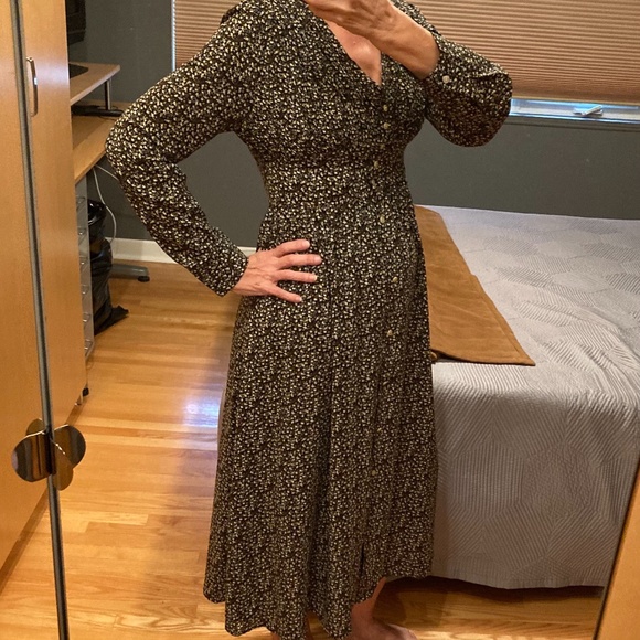 Midi-Length Dress, BNWOT - Picture 7 of 13